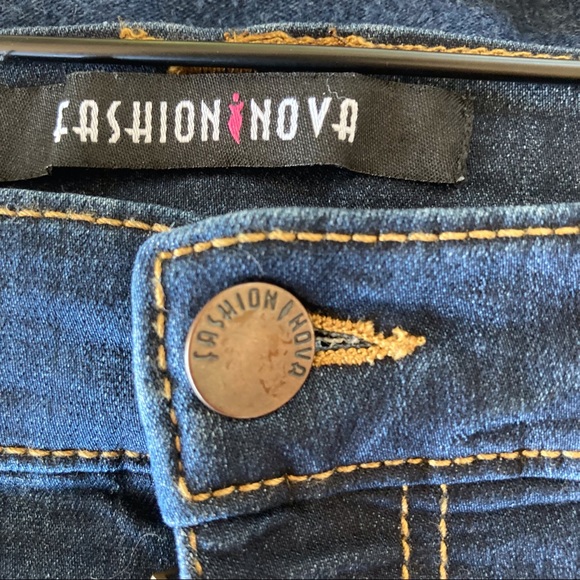 { FASHION NOVA } Dark Wash Classic High Waist Skinny Jeans - Picture 7 of 10